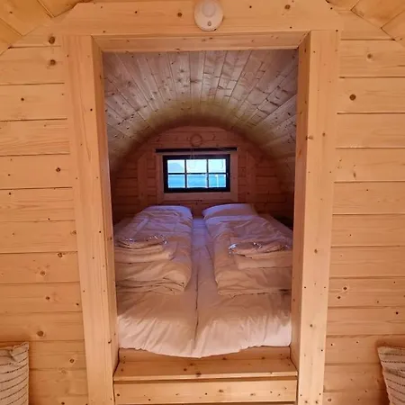 Üdülőközpont Sleeping Barrel Smaken Av Ryfylke Event As, Drives Ikke Som Hjelmeland