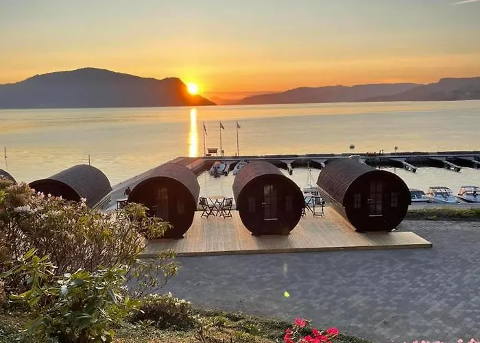 Semesteranläggning (resort) Sleeping Barrel Smaken Av Ryfylke Event As, Drives Ikke Som Hjelmeland